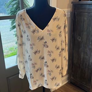 Loft blouse. 3/4 length gathered sleeves.